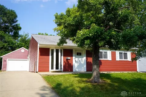 1214 Sanford Dr, Dayton, OH 45432
