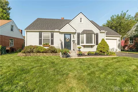 3243 Fairway Dr, Dayton, OH 45409