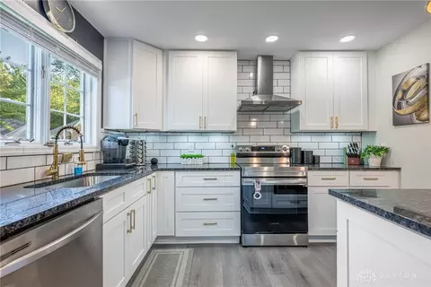 4579 Gullane Cir, Kettering, OH 45429 photo 8