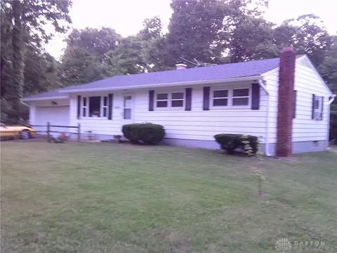 6959 Diamond Mill Rd, Germantown, OH 45327