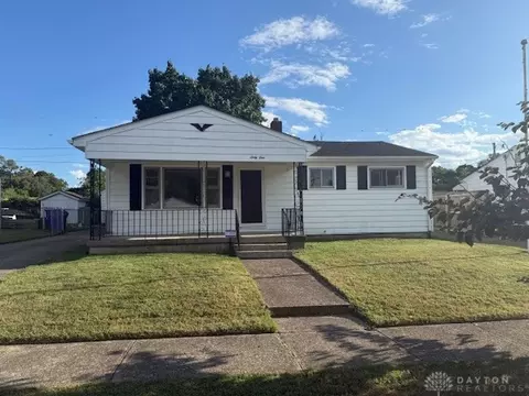 61 Van Buren Dr, Hamilton, OH 45011