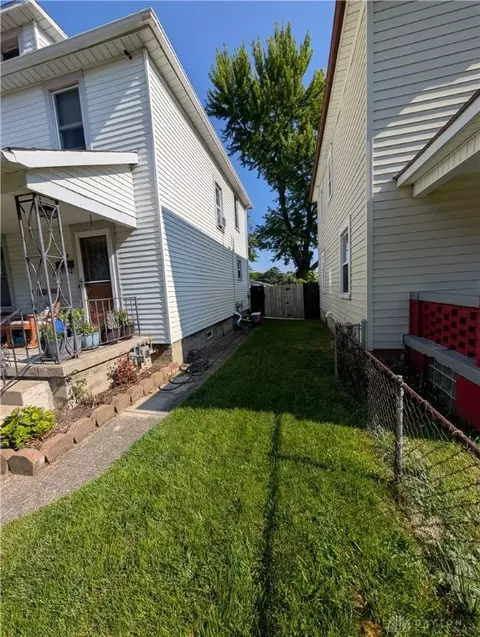 319 Pleasant Ave, Dayton, OH 45403