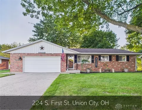 224 S 1st St, Union City, OH 45390