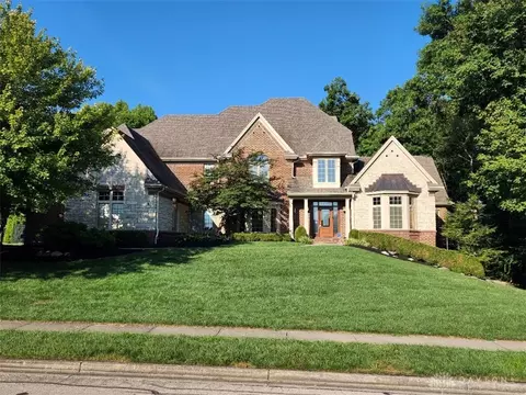 139 Signature Dr, Xenia, OH 45385