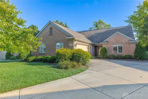 Exterior - 2652 Vienna Estates Dr, Centerville, OH 45459 photo 6 of 6