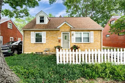 2608 California Ave, Kettering, OH 45419