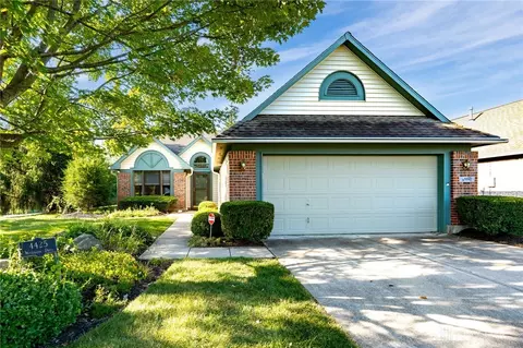 4425 Woodbank Dr, Dayton, OH 45440