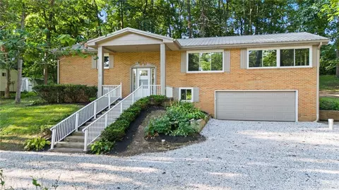1112 Evergreen Dr, Greenville, OH 45331