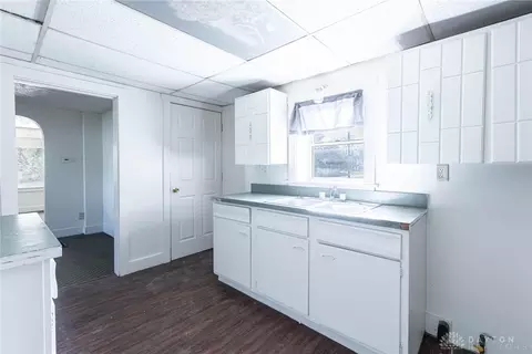 924 W State St, Springfield, OH 45506 photo 5