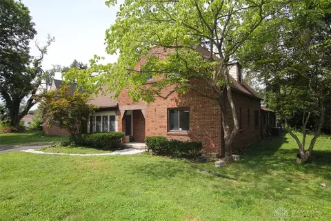 1719 Shaftesbury Rd, Dayton, OH 45406