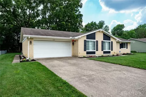 2278 Millwood Rd, Dayton, OH 45440