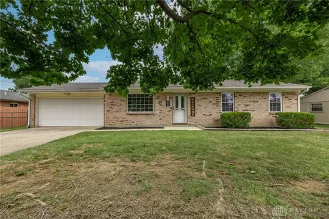 165 Nikki Ct, Franklin, OH 45005