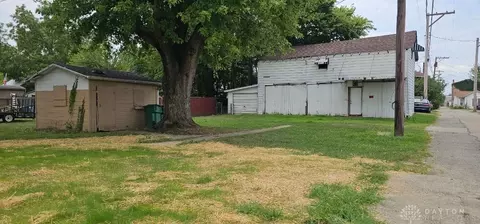 117 S Vine St, Eaton, OH 45320