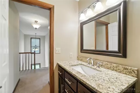 Bath - 6765 Montpellier Blvd, Centerville, OH 45459 photo 9 of 10