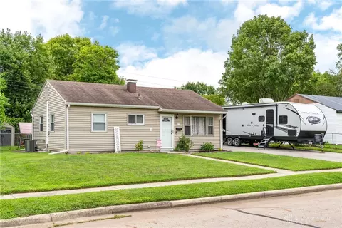 24 Ramona Dr, Fairborn, OH 45324