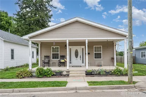 330 S 4th St, Tipp City, OH 45371