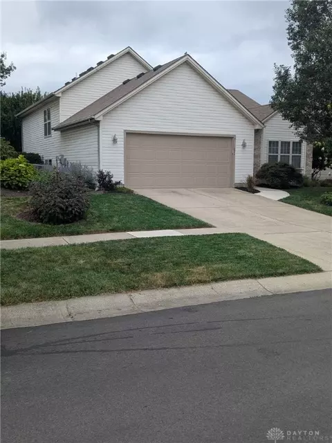 61 Wilbur Ln, Springboro, OH 45066