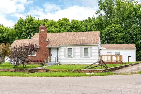 2121 Berwyck Ave, Dayton, OH 45414