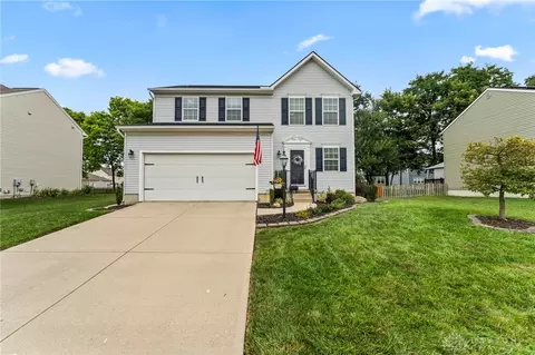 9091 Jasmine Dr, Tipp City, OH 45371