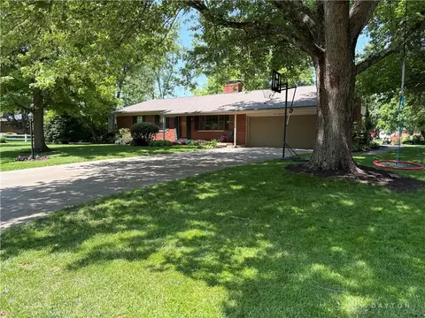 115 Woodland Dr, Eaton, OH 45320