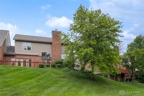 Exterior - 853 Timberlake Ct, Dayton, OH 45429 photo 2 of 4