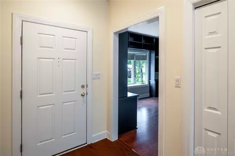 Entry Way - 853 Timberlake Ct, Dayton, OH 45429 photo 1 of 5