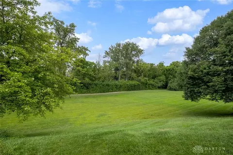 Exterior - 853 Timberlake Ct, Dayton, OH 45429 photo 4 of 4