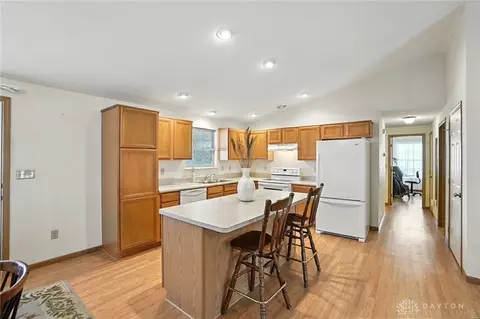 5125 Crandall Ln, Springfield, OH 45503 photo 7