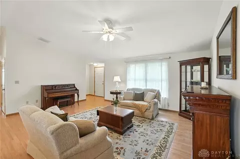 5125 Crandall Ln, Springfield, OH 45503 photo 6