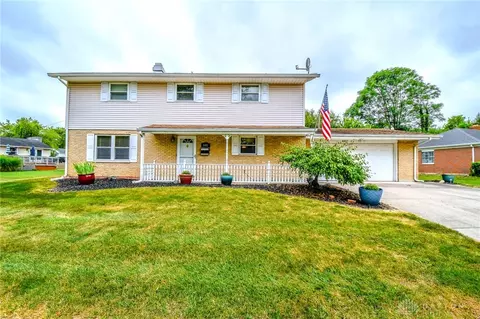 6811 Kinsey Rd, Englewood, OH 45322