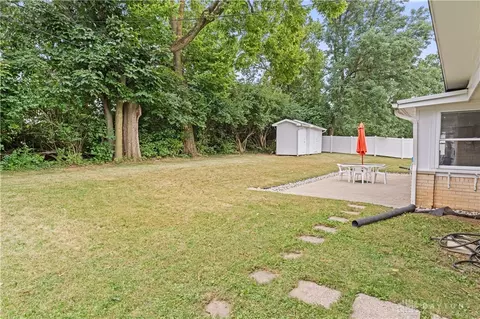 61 Lynn Rae Cir, Dayton, OH 45458 photo 35