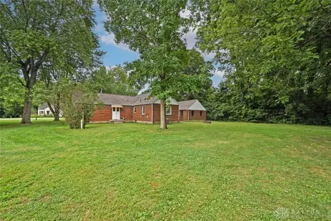 Exterior - 204 E Main St, Medway, OH 45341 photo 9 of 10