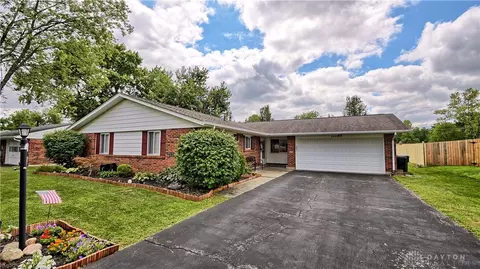 2500 Bellsburg Dr, Dayton, OH 45459