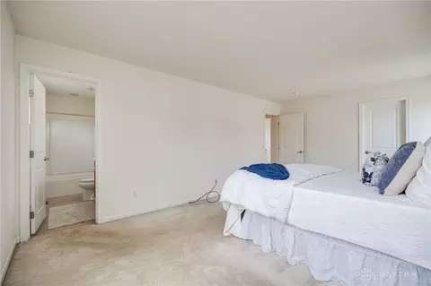 Bedroom - 508 Reading Rd, Dayton, OH 45404 photo 5 of 8