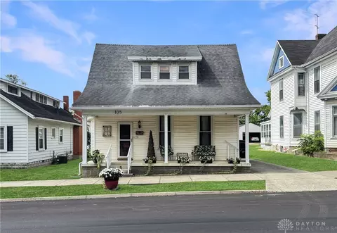 105 N Main St, Mechanicsburg, OH 43044