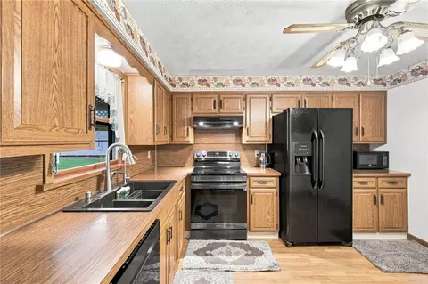 Kitchen - 634 Mentor Ave, Dayton, OH 45404 photo 1 of 2