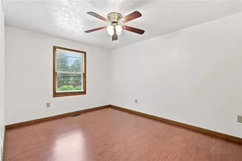 Bedroom - 634 Mentor Ave, Dayton, OH 45404 photo 3 of 7