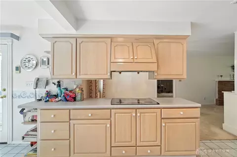 Kitchen - 941 Donson Dr, Kettering, OH 45429 photo 5 of 5
