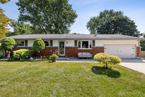 8406 Sagraves Dr, Vandalia, OH 45377