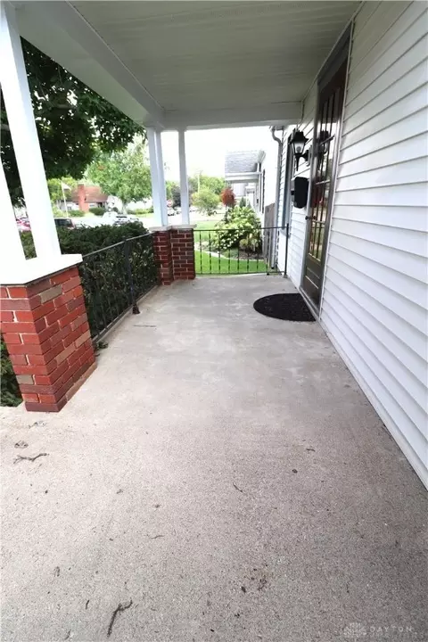 Exterior - 1324 Elmdale Dr, Kettering, OH 45409 photo 2 of 9