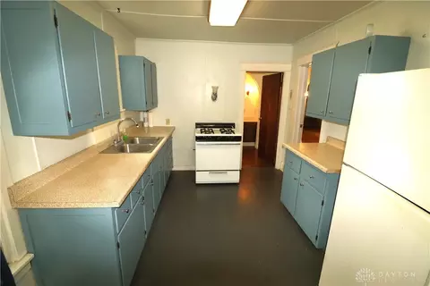 Kitchen - 1324 Elmdale Dr, Kettering, OH 45409 photo 3 of 3