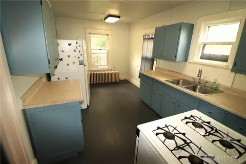 Kitchen - 1324 Elmdale Dr, Kettering, OH 45409 photo 1 of 3