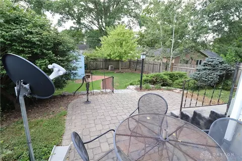 Exterior - 1324 Elmdale Dr, Kettering, OH 45409 photo 5 of 9