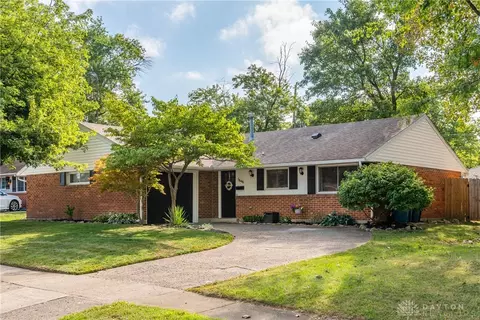 5646 Botkins Rd, Dayton, OH 45424