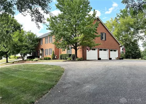 4501 Pennswood Dr, Middletown, OH 45042