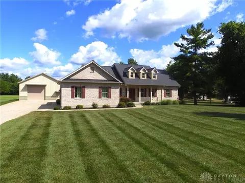 1387 Bantas Creek Rd, Eaton, OH 45320