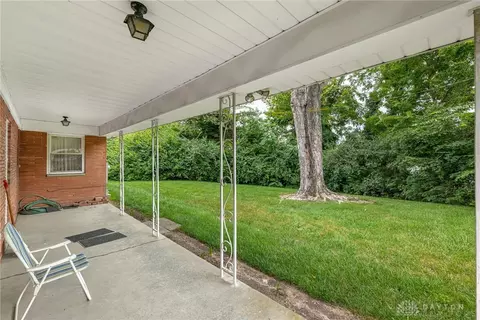 849 Danan Cir, Kettering, OH 45429 photo 35
