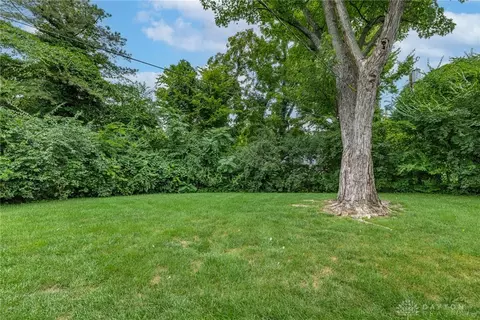 849 Danan Cir, Kettering, OH 45429 photo 38