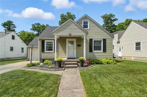 551 Kling Dr, Dayton, OH 45419