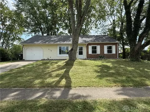 616 Overla Blvd, Englewood, OH 45322